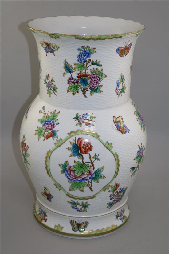 A large Herend Queen Victoria pattern ozier-moulded vase, 20th century, 45cm